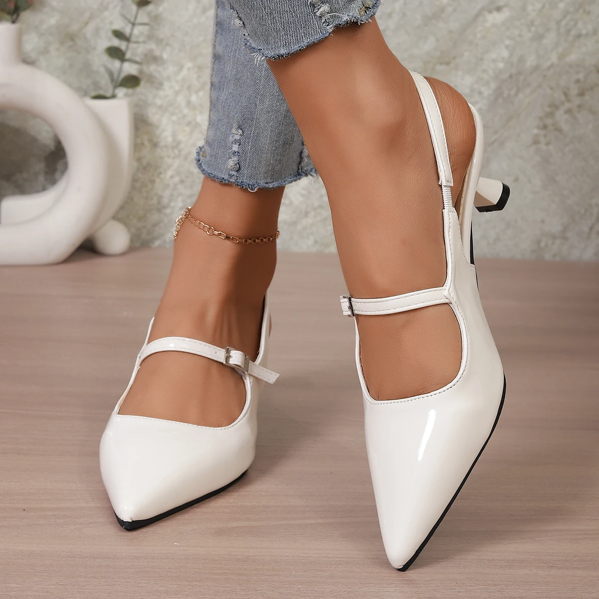 Women's Pointed Toe Slingback Kitten Heels Metallic Patent Leather Ankle Strap Dress Shoes for Office Party
