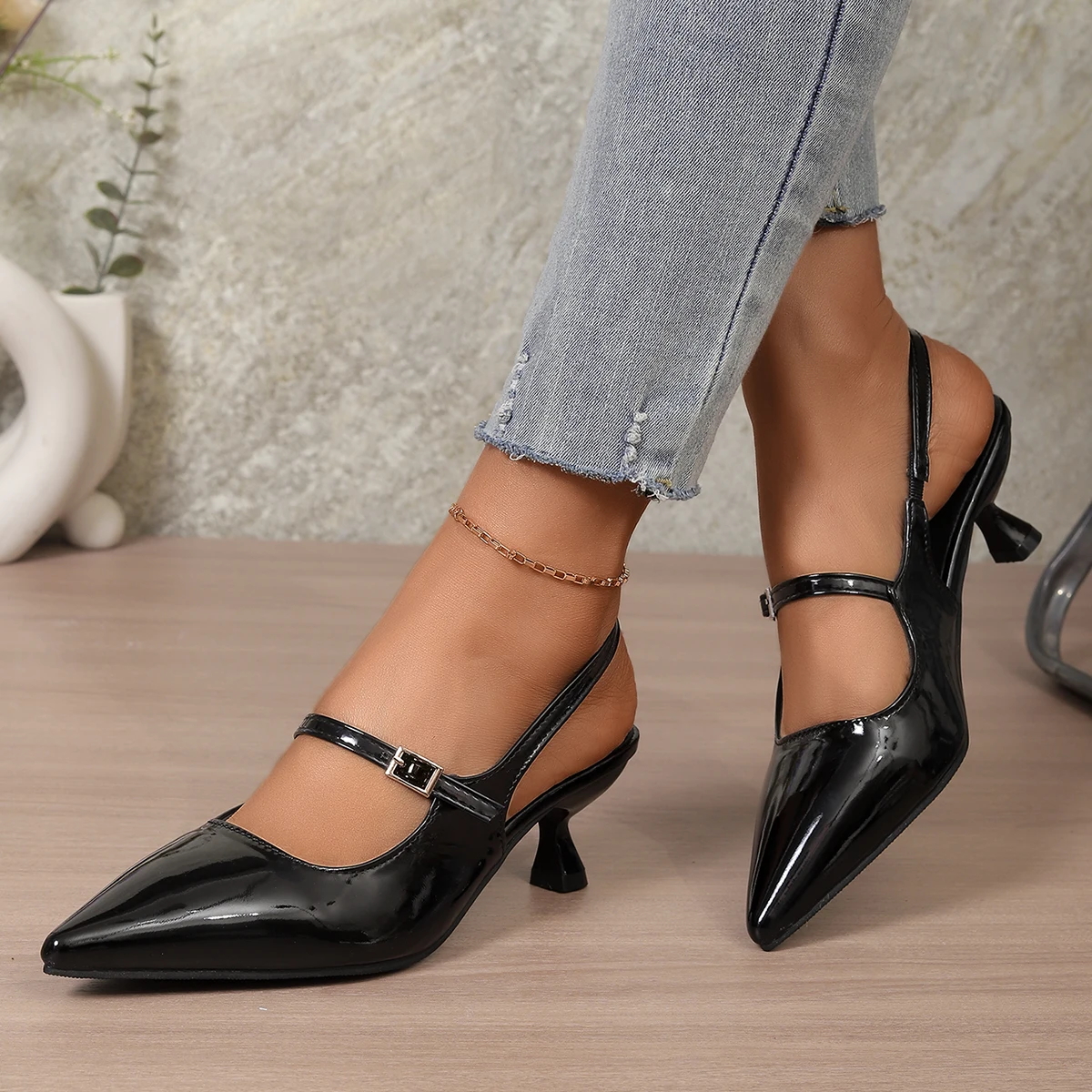 Women's Pointed Toe Slingback Kitten Heels Metallic Patent Leather Ankle Strap Dress Shoes for Office Party