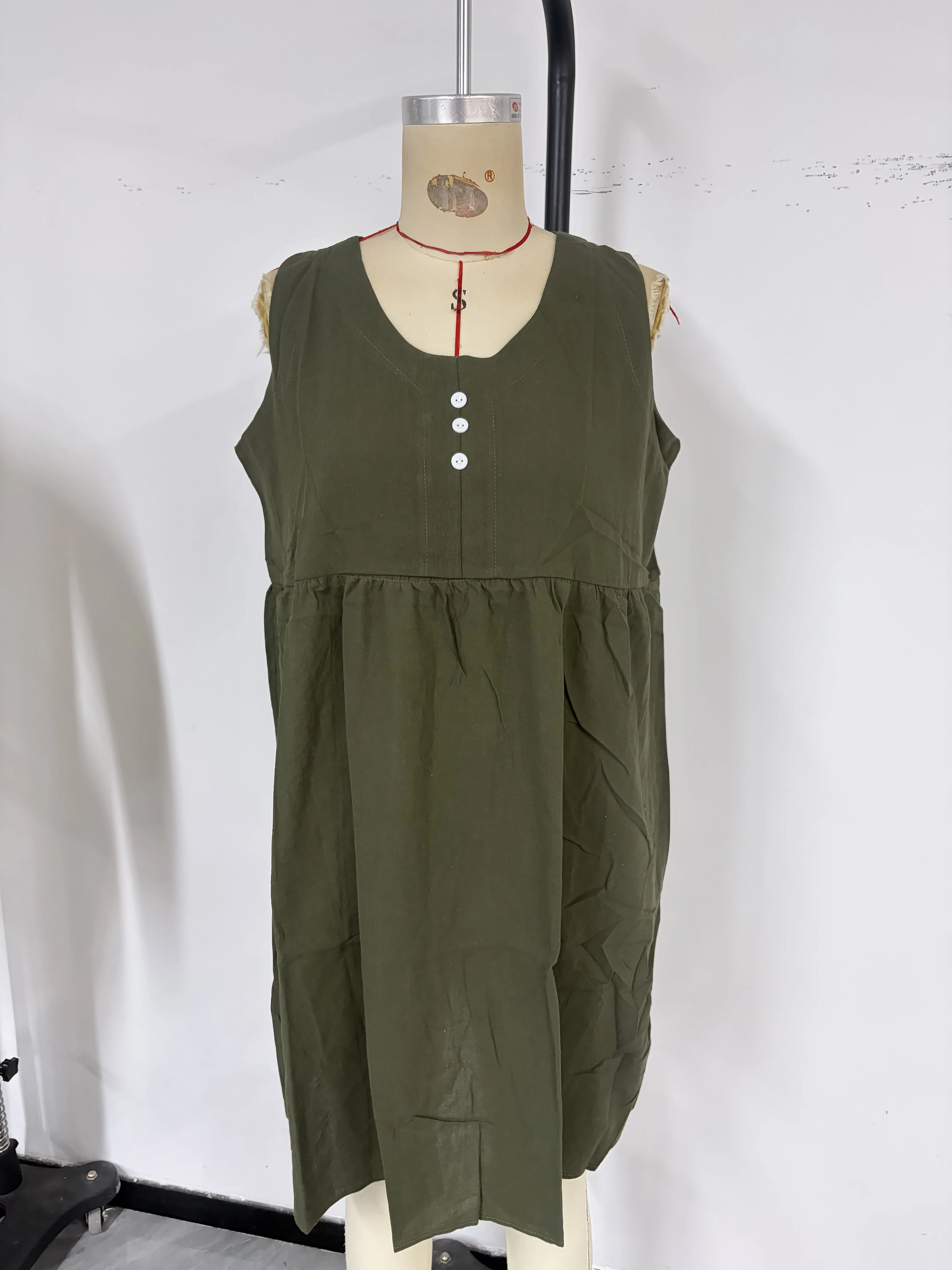 2026 New Women's Cotton Linen Sleeveless Dress Casual Button Down Loose Midi Dresses for Summer Women's Casual Dresses