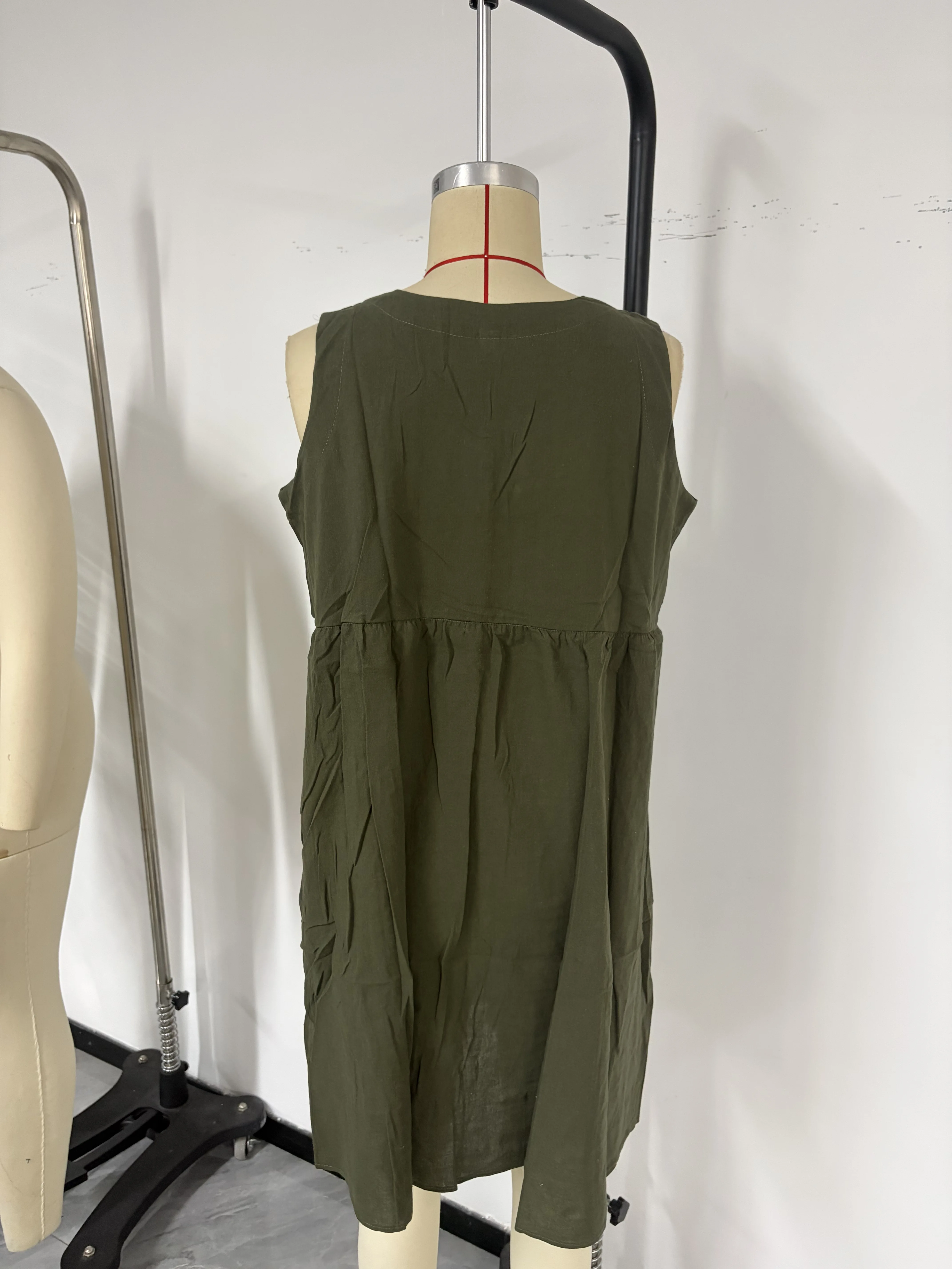 2026 New Women's Cotton Linen Sleeveless Dress Casual Button Down Loose Midi Dresses for Summer Women's Casual Dresses