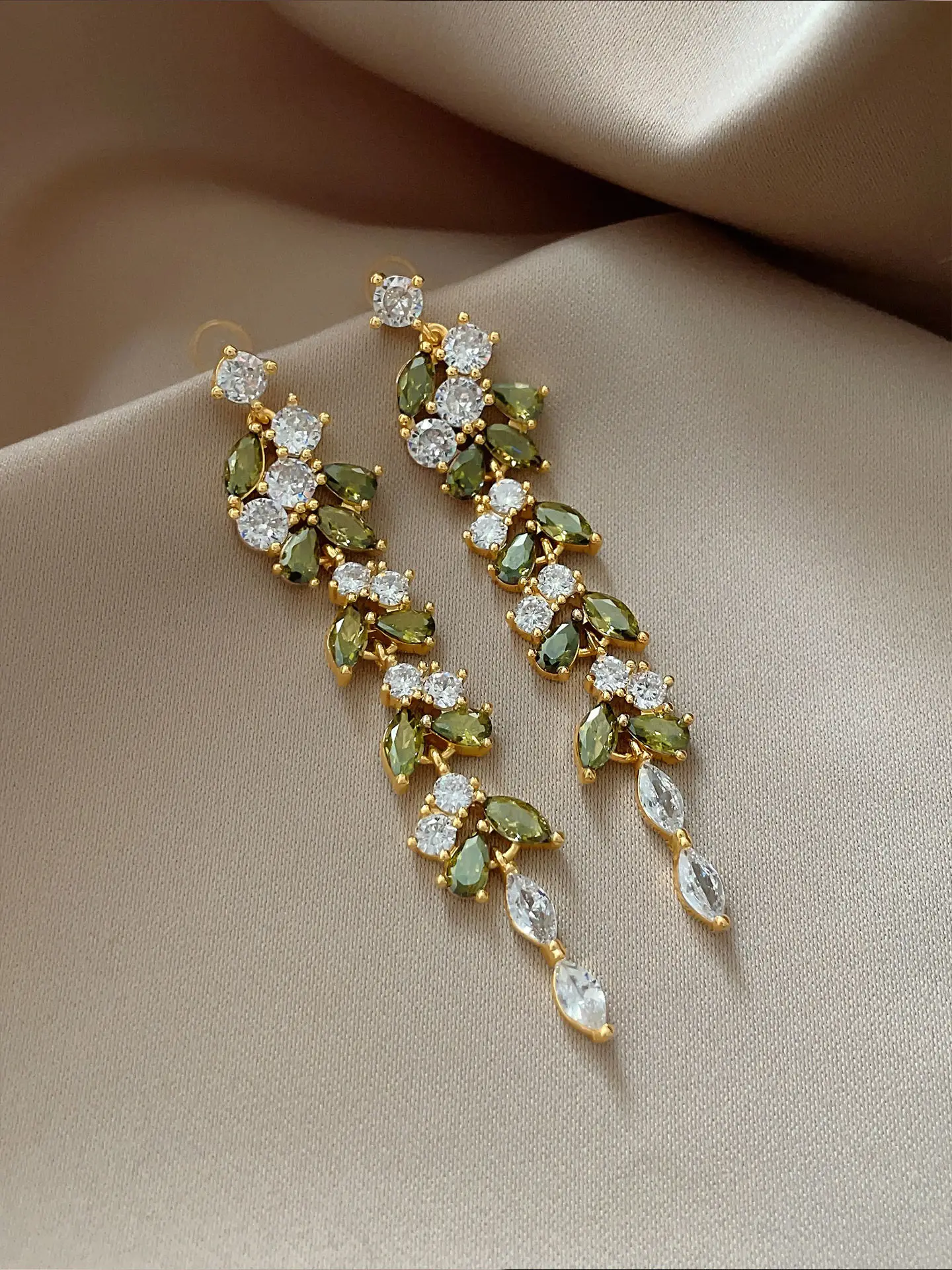 Korean new design fashion jewelry 14K gold plated luxury zircon leaf long tassel earrings elegant women's party accessories