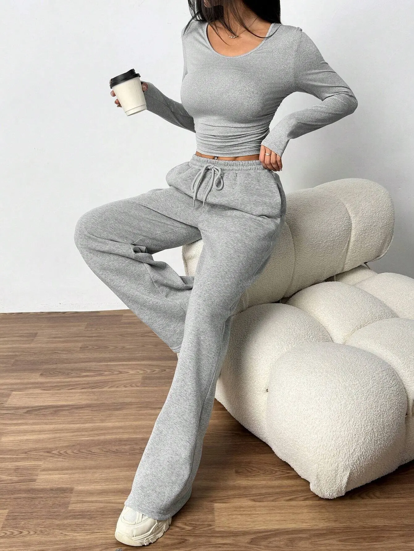 Women's Fashion Casual Wide Leg Pants Long Sleeve Crew Neck Solid Color Slim Two-piece Autumn and Winter Suit