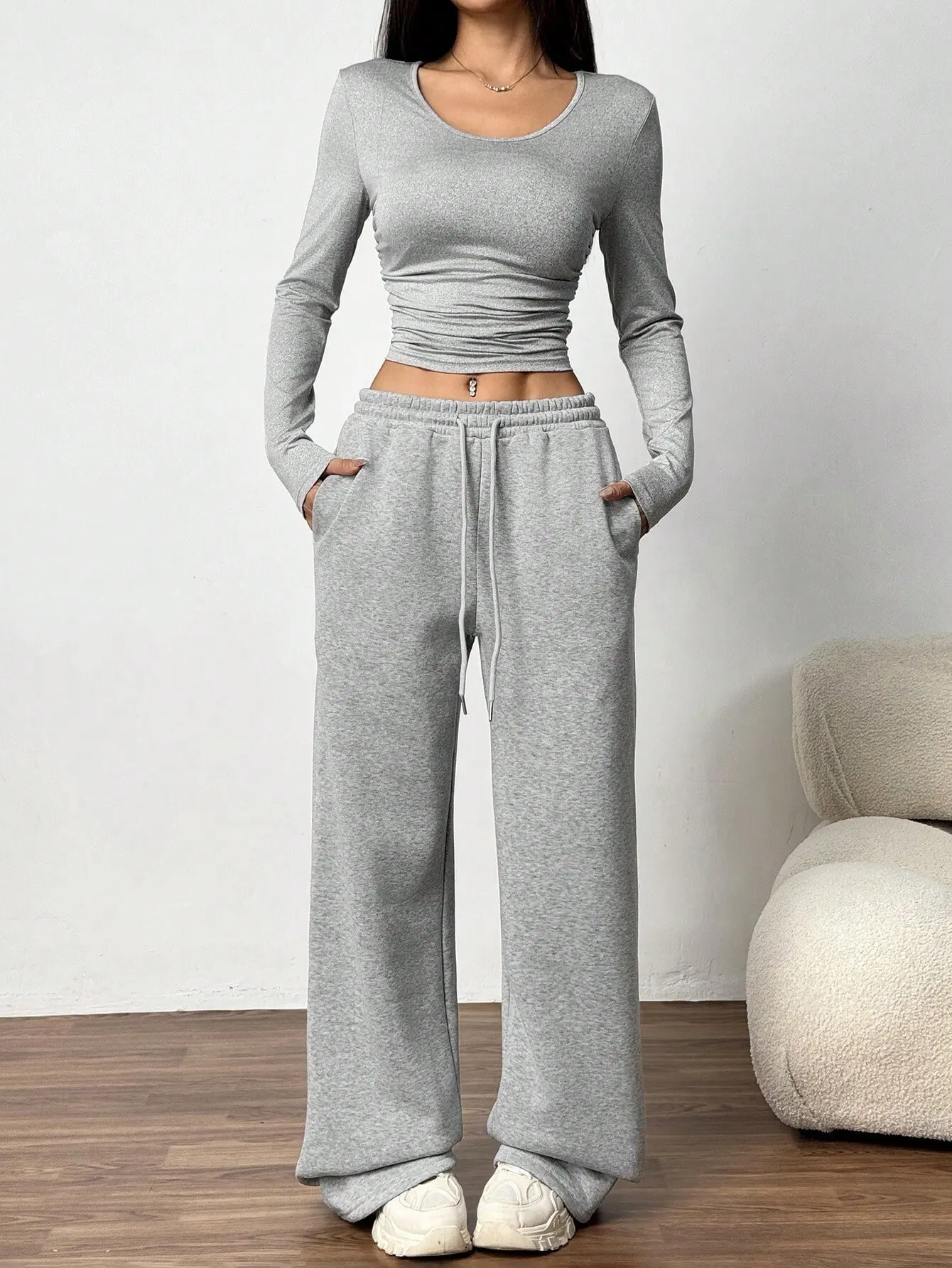 Women's Fashion Casual Wide Leg Pants Long Sleeve Crew Neck Solid Color Slim Two-piece Autumn and Winter Suit