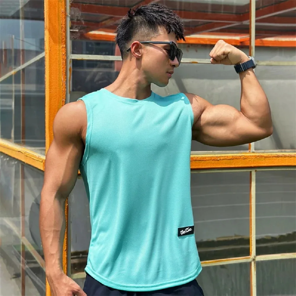 Vest 2026 Trend Men's Sleeveless Breathable Quick-drying Pullover Solid Color Crewneck Mesh Sports Fitness Vest Summer New