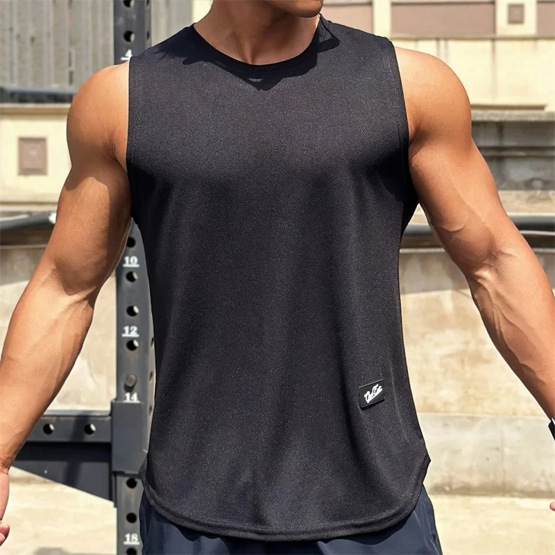 Vest 2026 Trend Men's Sleeveless Breathable Quick-drying Pullover Solid Color Crewneck Mesh Sports Fitness Vest Summer New