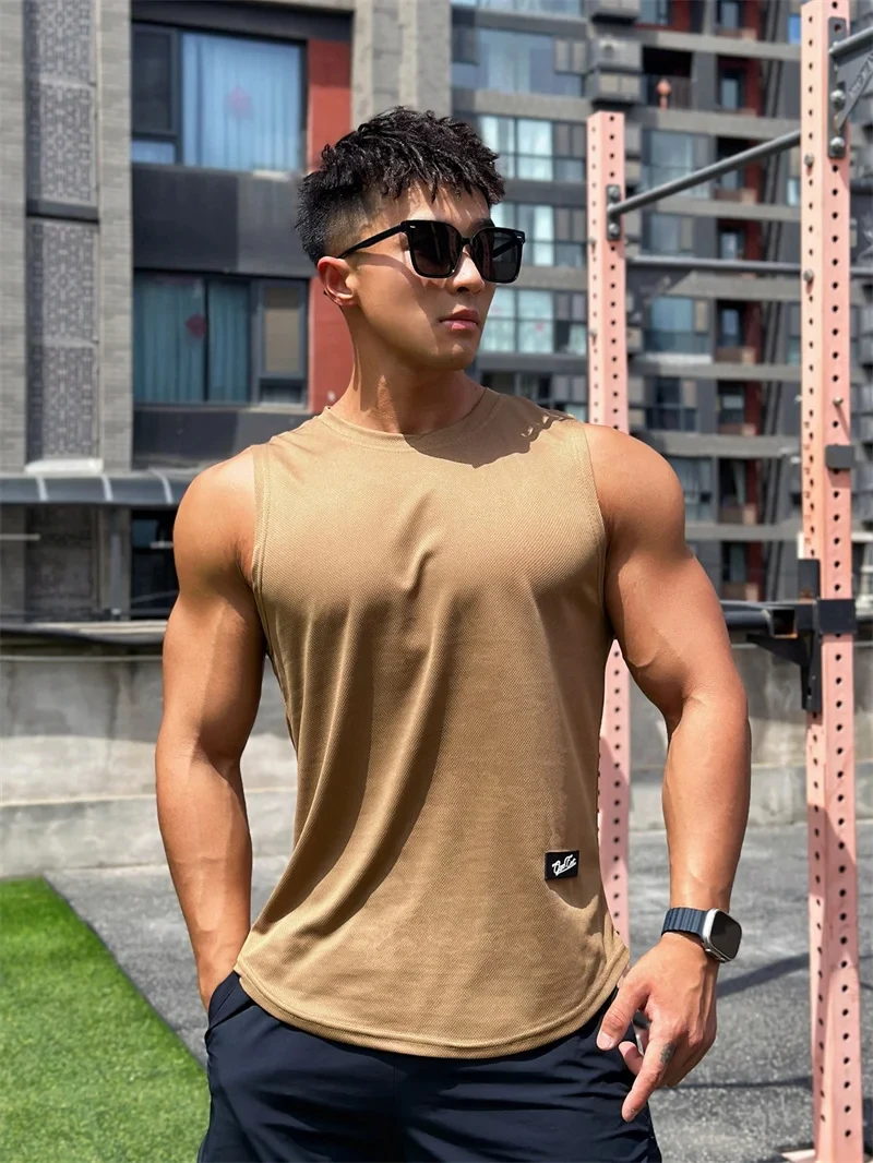 Vest 2026 Trend Men's Sleeveless Breathable Quick-drying Pullover Solid Color Crewneck Mesh Sports Fitness Vest Summer New