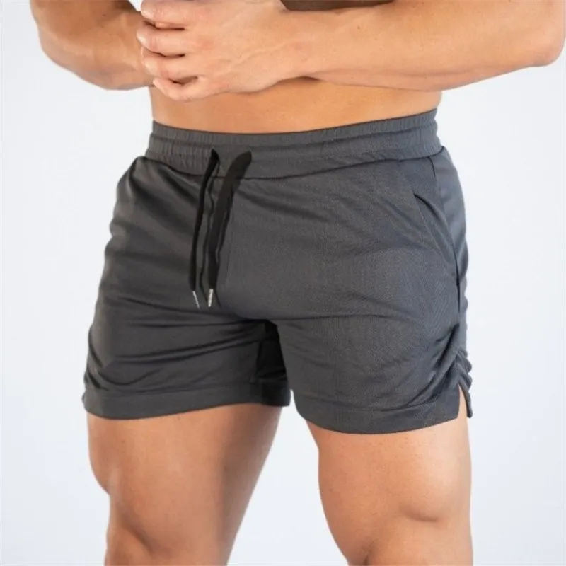 New Muscle Big Size Solid Color Sports Shorts Men's Quick Dry Marathon Running Three Thirds Fitness Beach Pants Quick Dry Mesh