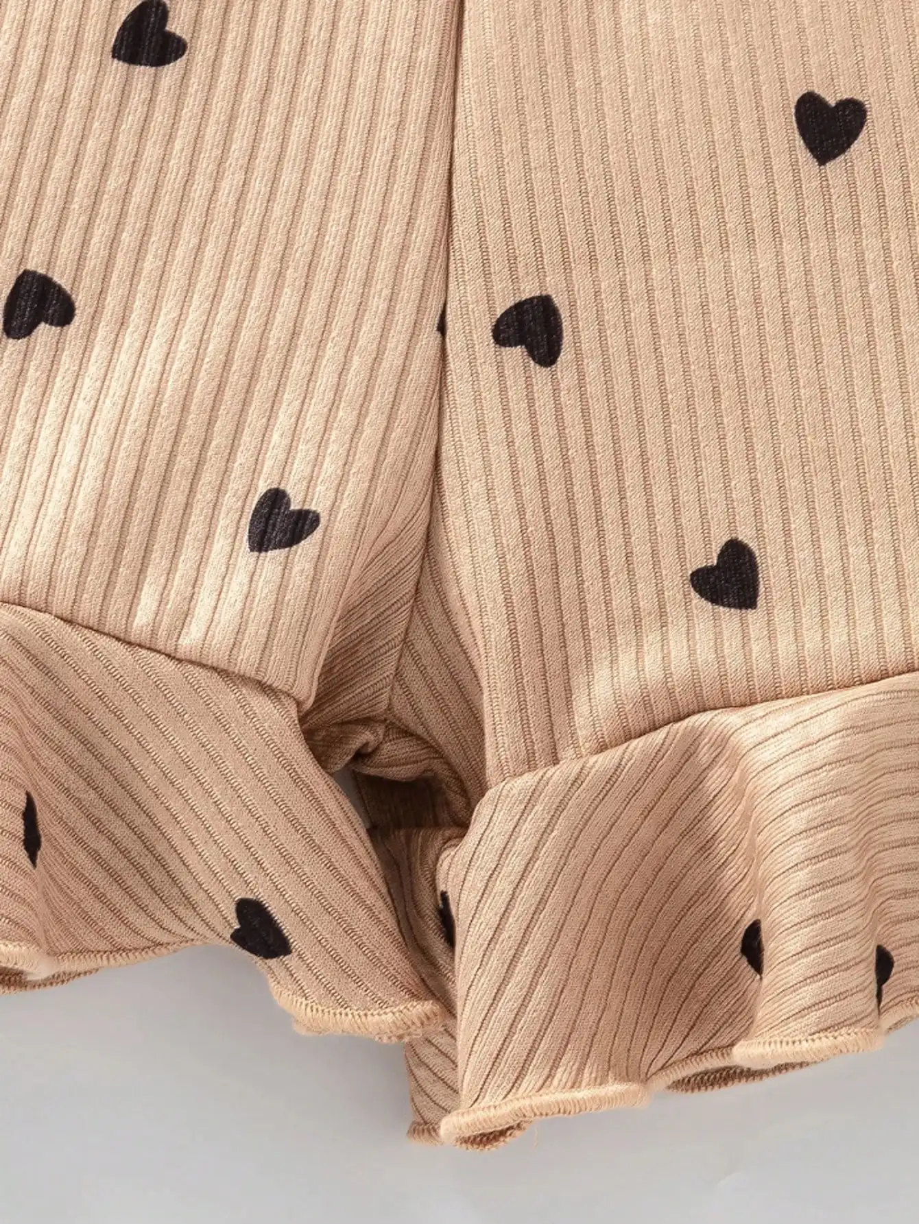2pcs, 2026 girls' casual summer button up heart-shaped camisole jumpsuit, 2pcs in two colors. Suitable for outdoor travel