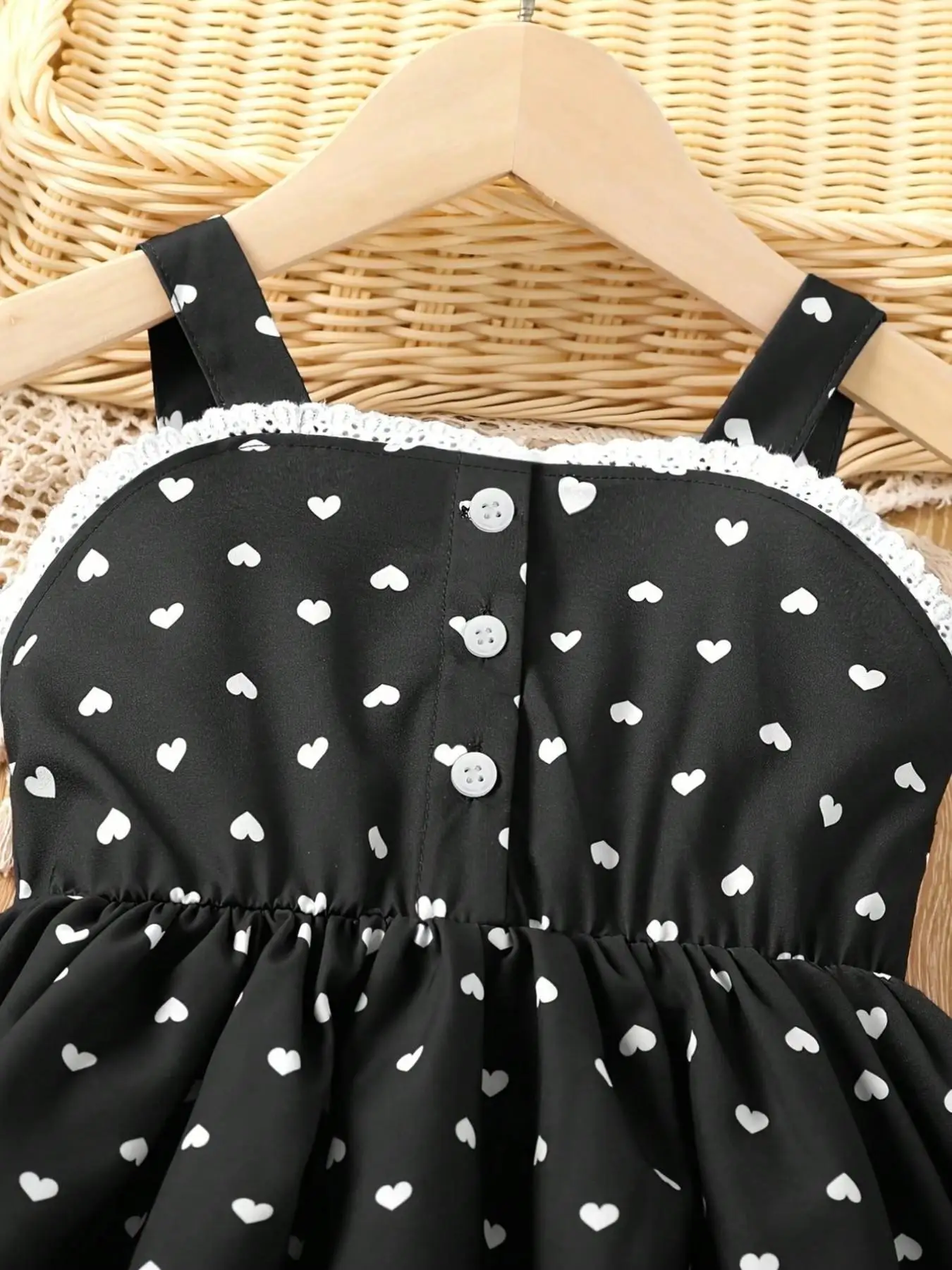 2026 Girls' Summer Fashion Dress, Casual Love Pattern, Breathable Sleeveless Square Neck (No Accessories)