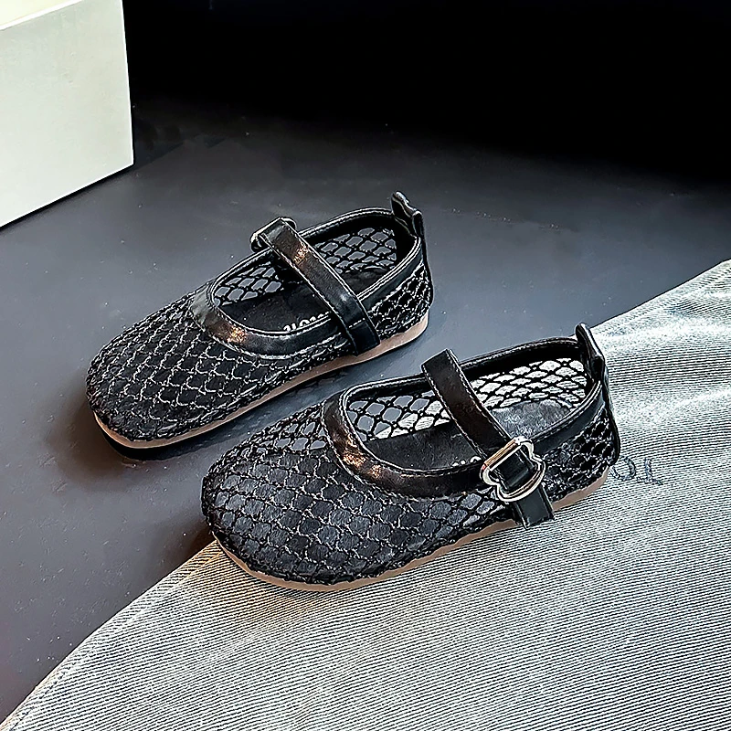 Children's Perforated Mesh Slip-on Shoes New Beige Breathable Boys' Girls' Leather Shoes Pink Soft Anti-slip Kids Baby Sandals