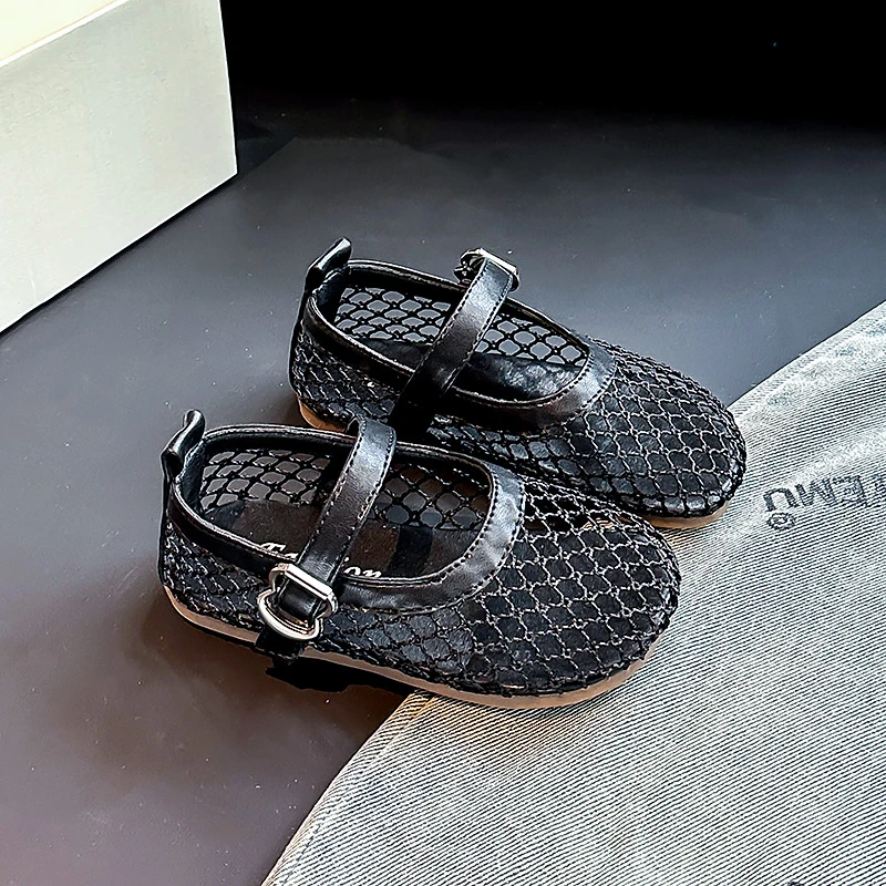 Children's Perforated Mesh Slip-on Shoes New Beige Breathable Boys' Girls' Leather Shoes Pink Soft Anti-slip Kids Baby Sandals
