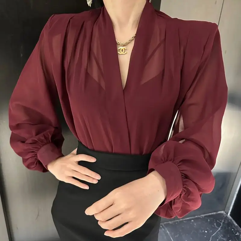 2026 Spring and Summer Fashion High End New Women's Sexy Shirt Design Sense High End Mesh Lantern Sleeve Chiffon Top