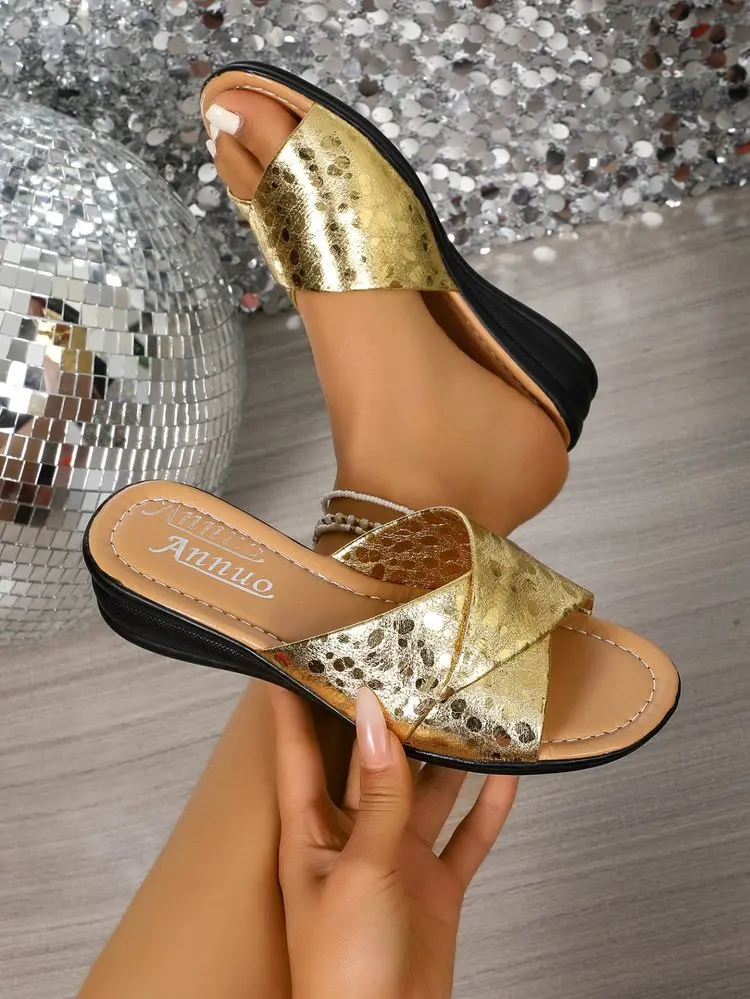 Summer Round Headed Sexy and Elegant Party Slippers Fashionable Hot Selling New Plus Size Women's Outdoor Beach Slippers