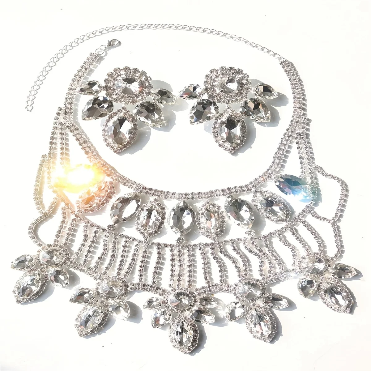 Luxurious and Exaggerated Rhinestone Necklace and Earring Set, Fashionable Evening Gown Accessories