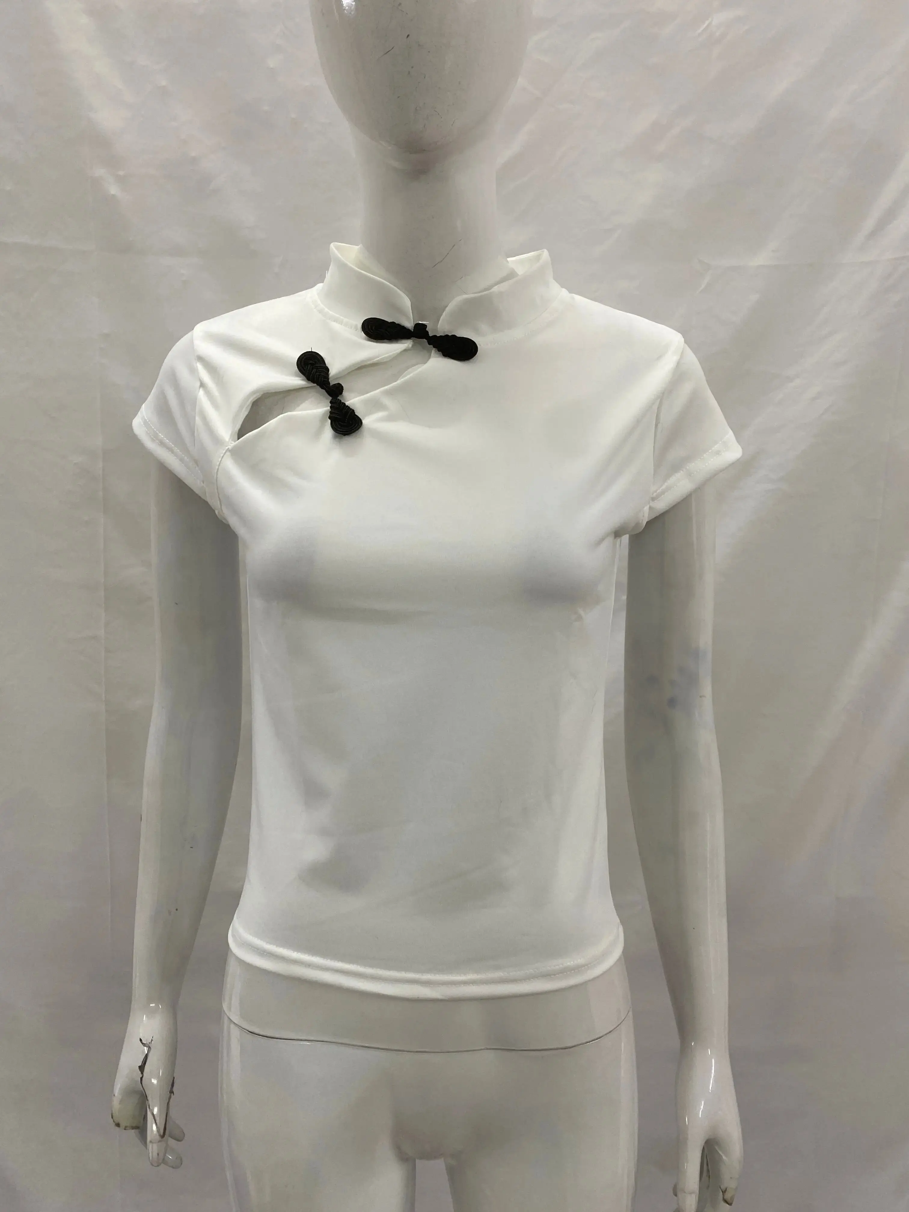 Casual Retro New Chinese Style Niche Design Buckle T-shirt Fashionable Spicy Girl Slim Cheongsam Collar Short Sleeved Women Tops