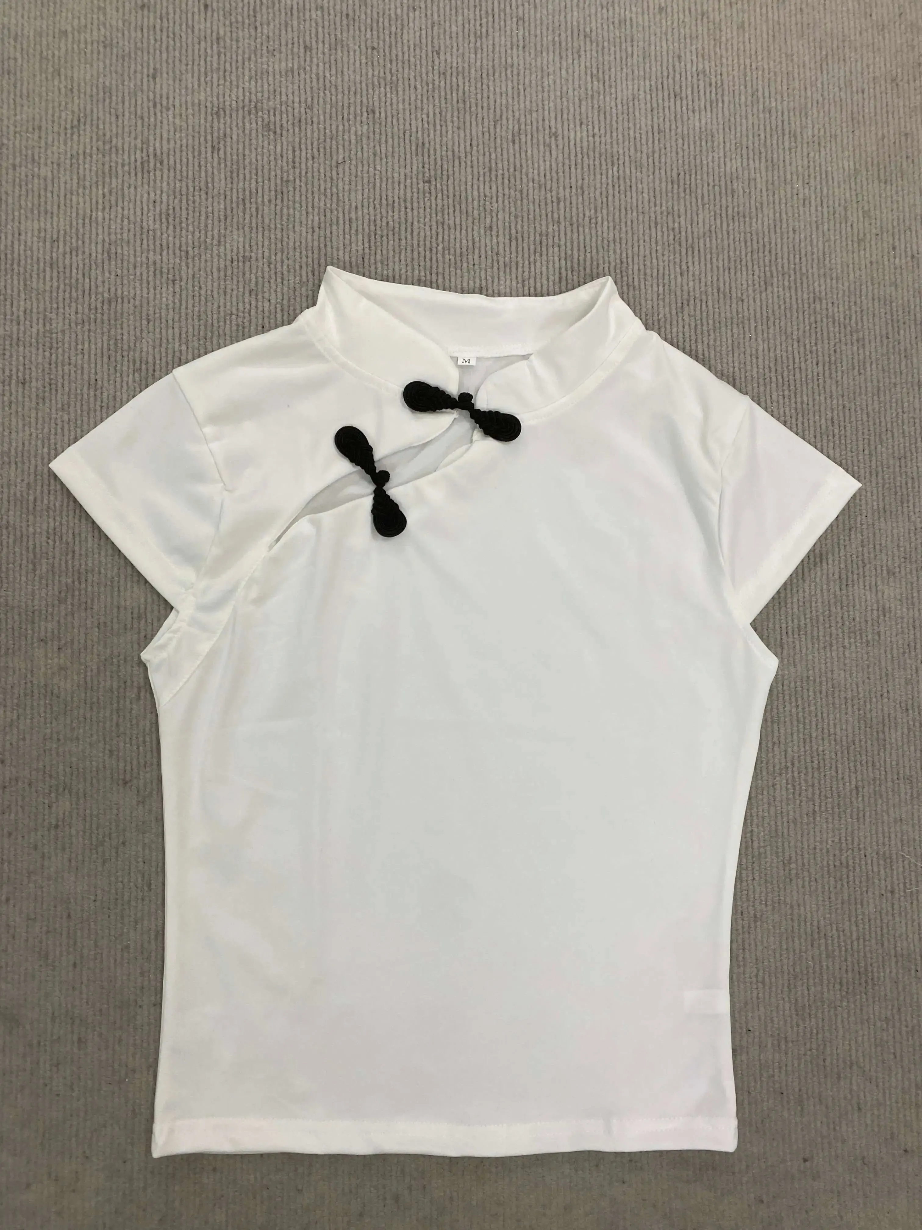 Casual Retro New Chinese Style Niche Design Buckle T-shirt Fashionable Spicy Girl Slim Cheongsam Collar Short Sleeved Women Tops