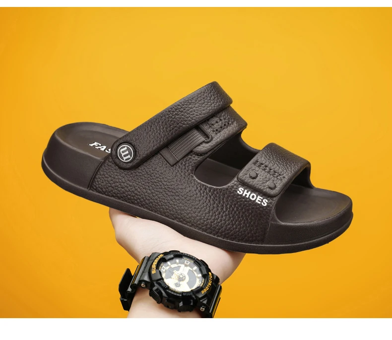 Men's Premium Summer Slippers Fashion Anti-slip Outdoor Beach Sandals 2026 New Soft Sole EVA Slides Thick Sole Casual slippers