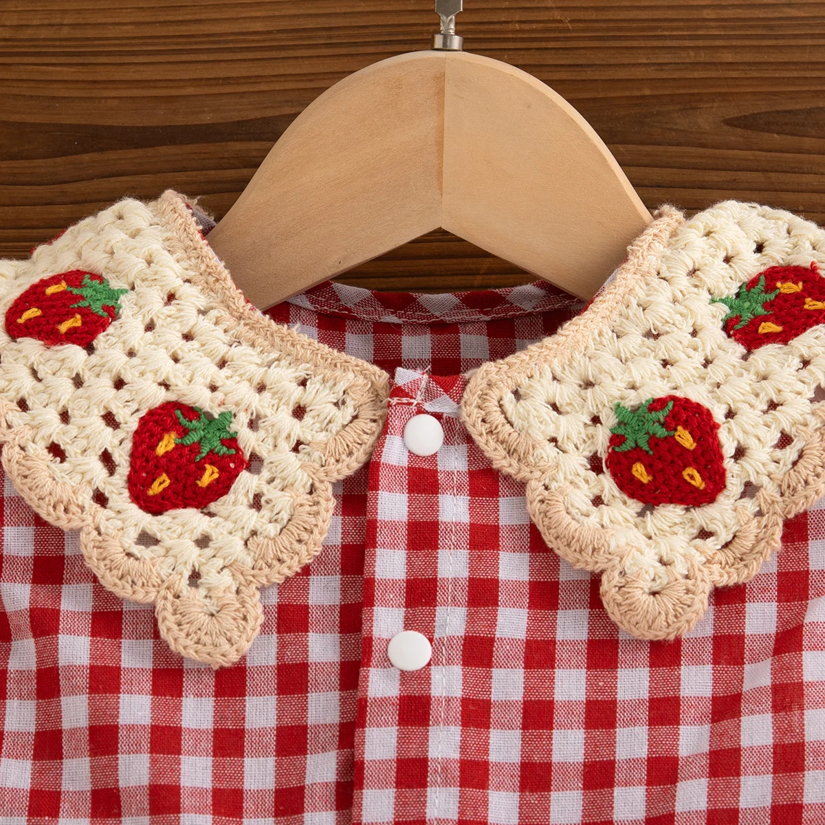 Baby Girl Dresses Summer Cotton Checkered Strawberry Pattern Girls Dresses Sweet Sleeveless Beach Baby Clothing