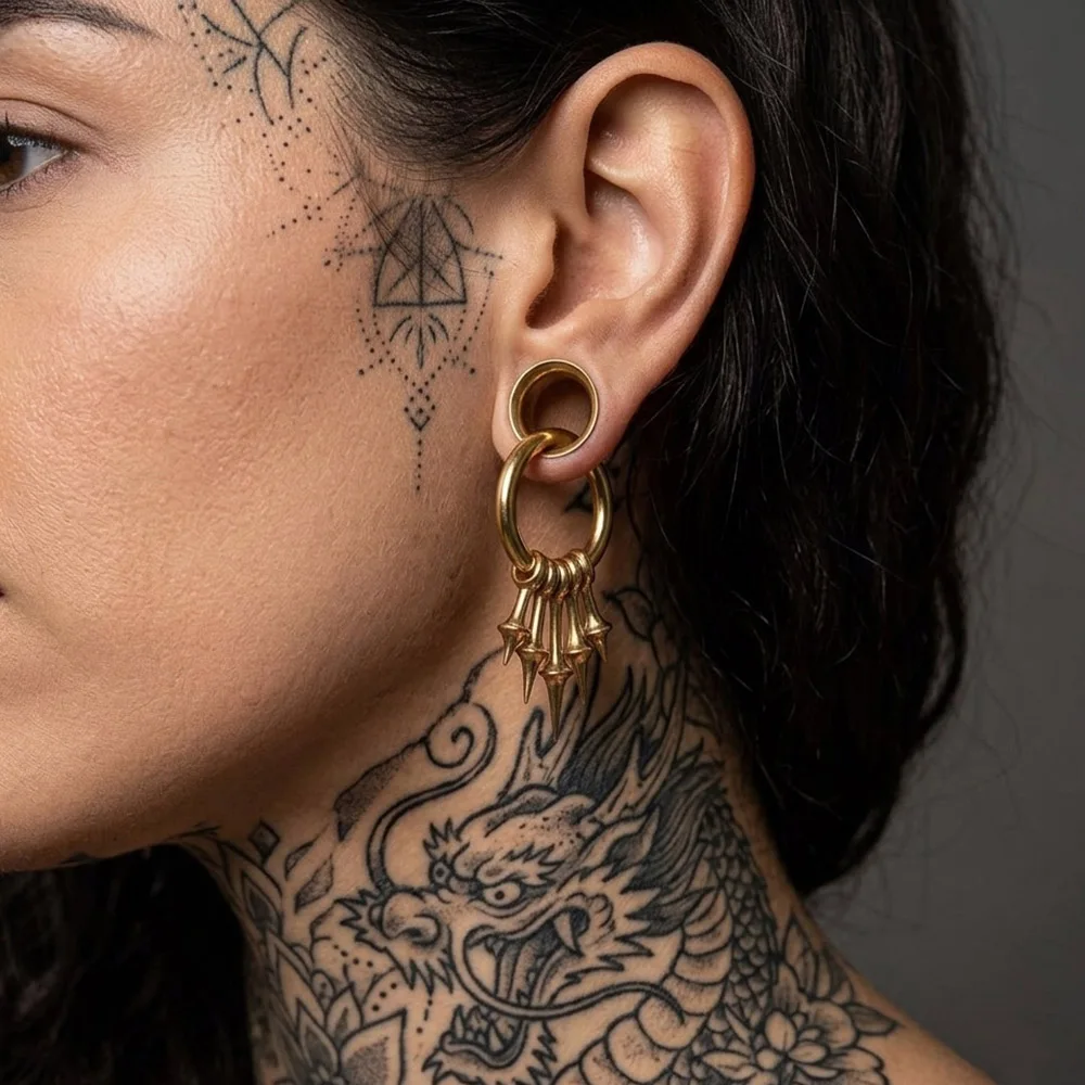 Twolobes 2PCS Punk Spike Ear Weights Hangers 316L Stainless Steel Ear Gauges 4mm 6G Stretched Lobe Earrings Hoop Gothic Jewelry