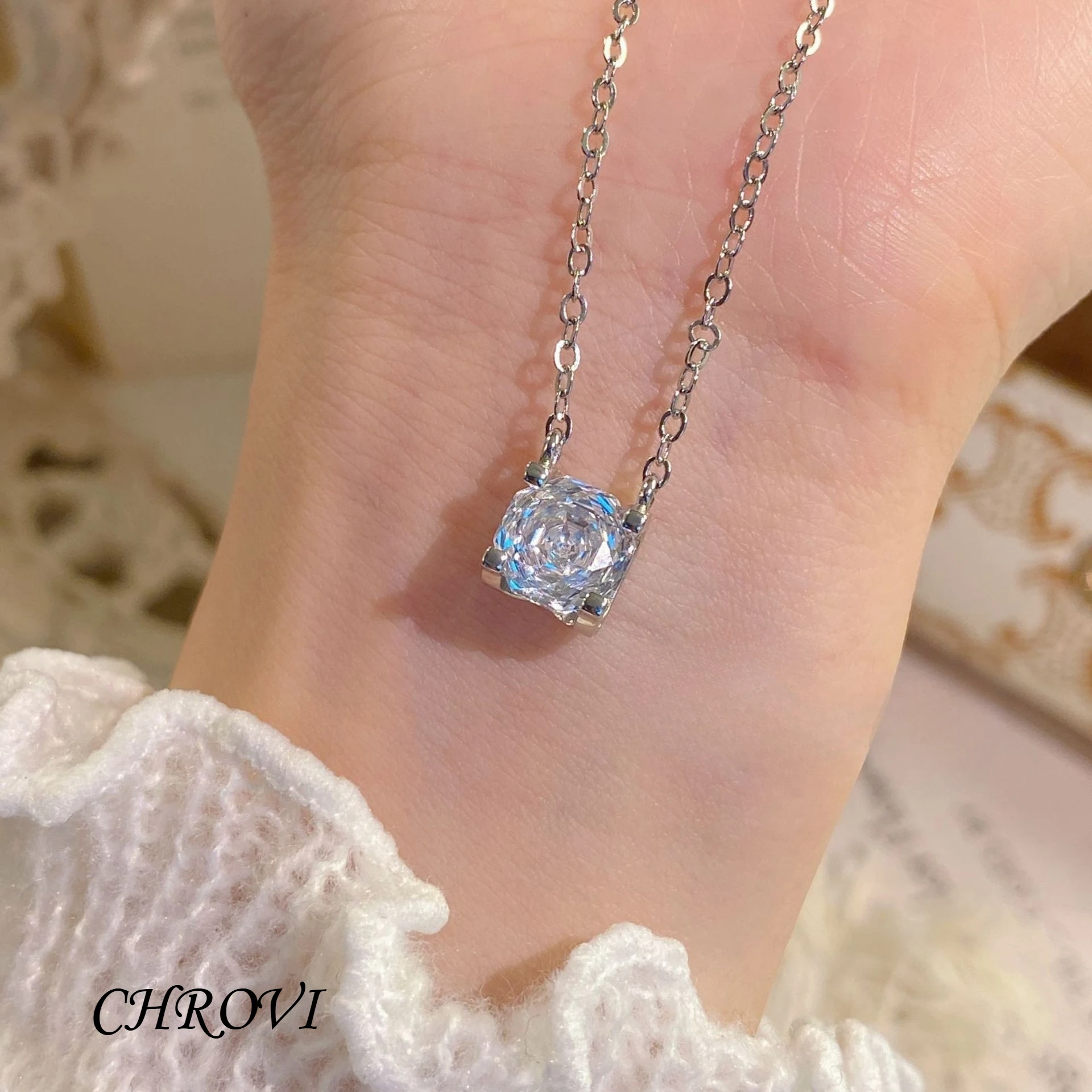 Luxury-Style 925 Sterling Silver Millennium Rose Necklace with Diamonds and Glittering Lockbone Chain for Women