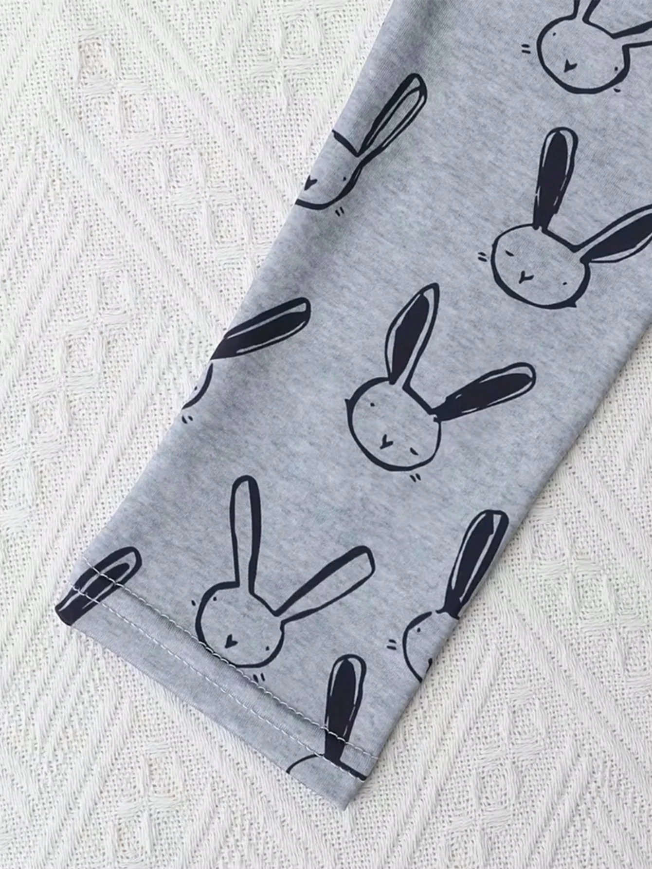 3 Pairs of Girls' Sweet Cute Printed Thin Pants, Soft and Comfortable Leggings Suitable for Girls' Daily Wear in Spring and Autumn