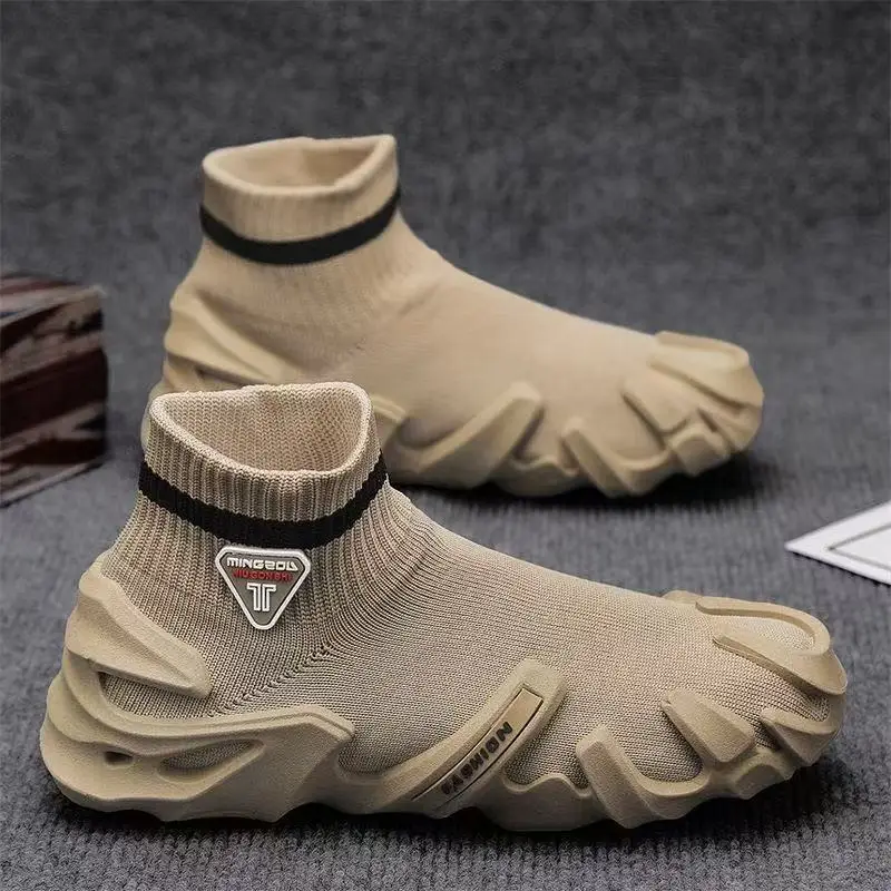 Men's breathable mesh soft soled comfortable sports shoes for summer, trendy and fashionable men's shoes