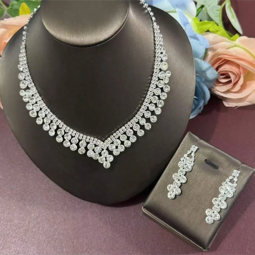 European and American Temperament, High-End Sense, Gorgeous Retro Water Droplet Diamond Necklace, Earring Set Suitable for Daily