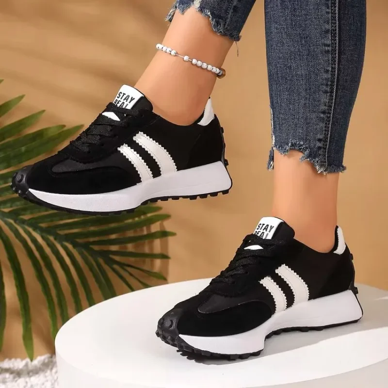 Women's Retro Sneakers Casual Running Shoes Fashion Walking Shoes Lightweight Athletic Tennis Shoes for Ladies