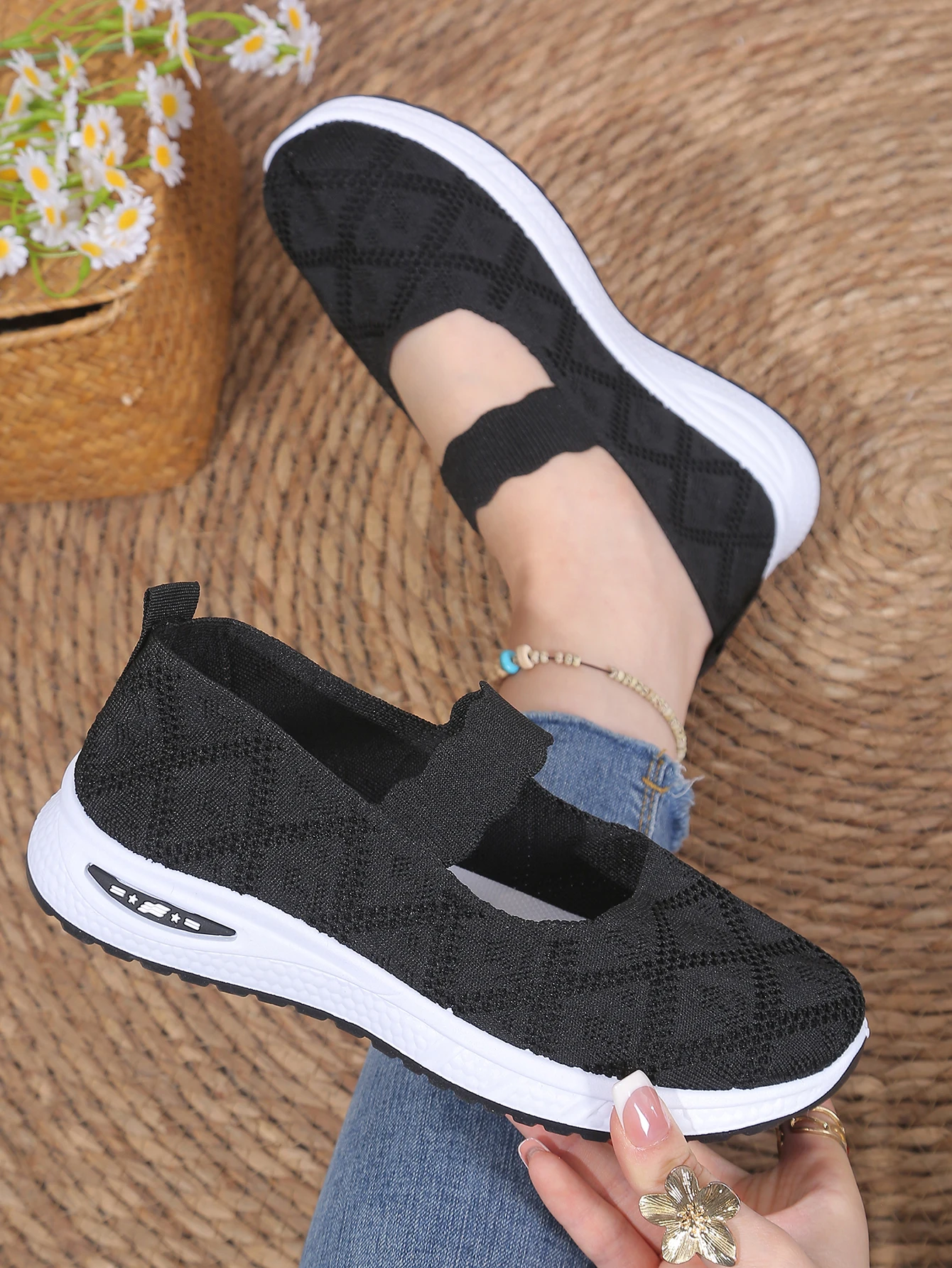 Women's Walking Shoes Breathable Mesh Cushioned Slip-On Sneakers Non-Slip Soft Sole Casual Loafers for Mom
