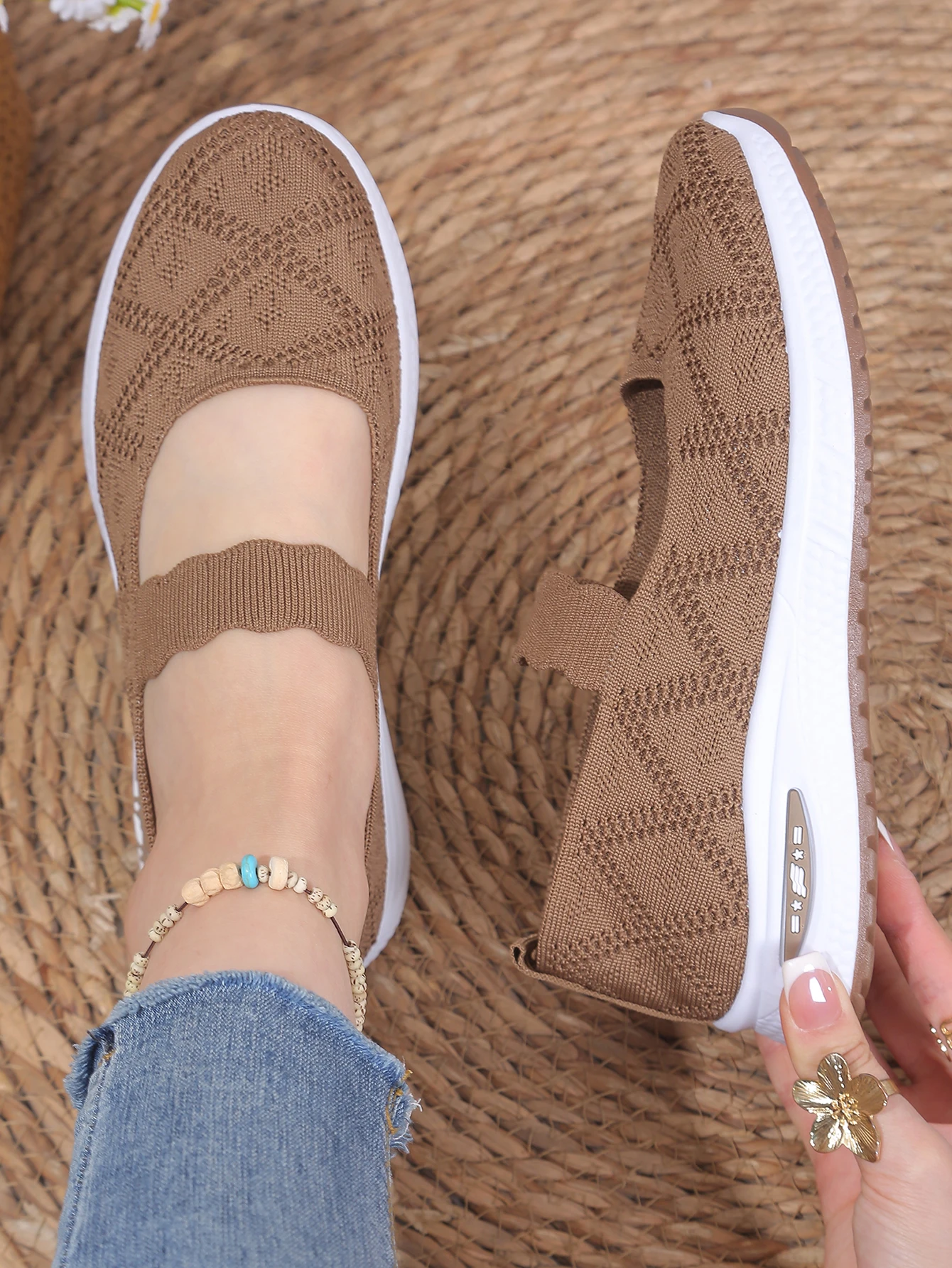 Women's Walking Shoes Breathable Mesh Cushioned Slip-On Sneakers Non-Slip Soft Sole Casual Loafers for Mom