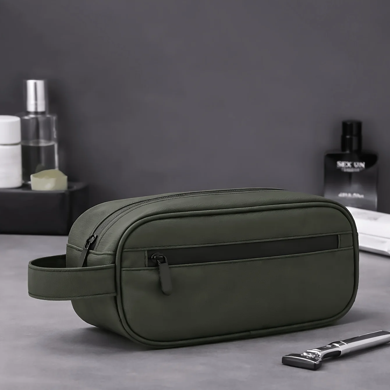 Retro Men'S Toiletry Bag Sports Faux Leather Large Capacity Storage Bag Business Trip Travel Cosmetic Bag Handbag Makeup Bag