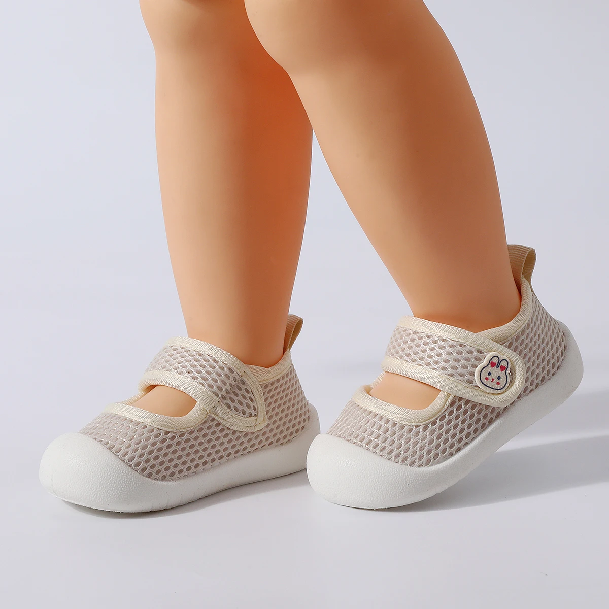 Baby Learning Walking Shoes, PU Non-Slip Soles, Soft Flat Shoes for Infants, Suitable for Indoor Parties and Gatherings.