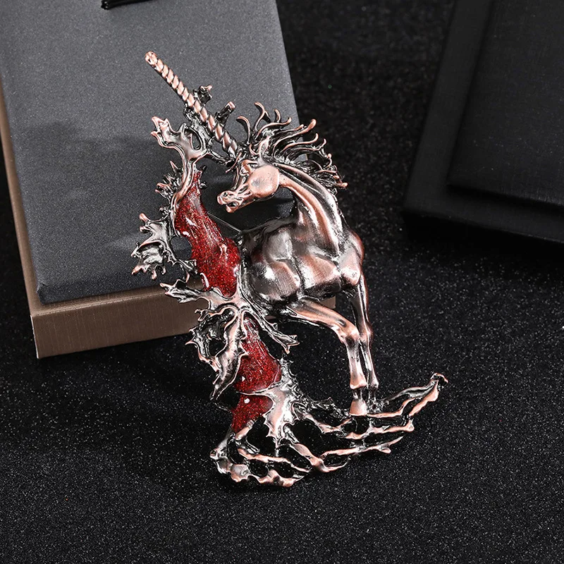 Baroque Luxury Horse and Unicorn Design Brooches for Men and Women, Jewelry and Accessories, Wedding, Holiday, and Party Gifts