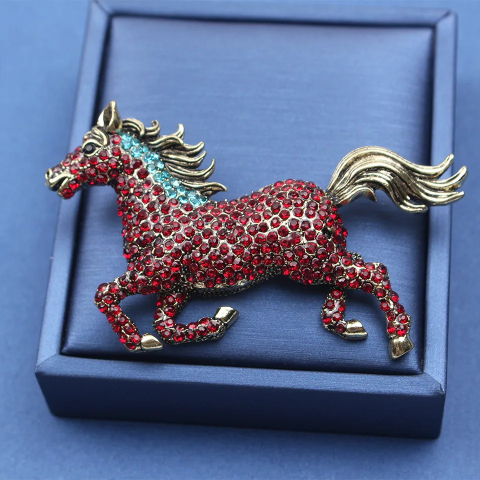 Baroque Luxury Horse and Unicorn Design Brooches for Men and Women, Jewelry and Accessories, Wedding, Holiday, and Party Gifts