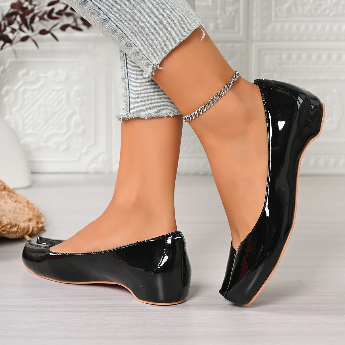 Wine Red Patent Women Loafers Designer Tabi Ninja Ballet Flats Split Toe Mary Jean Shoes 2026 Simmer Ins Street Woman Pumps