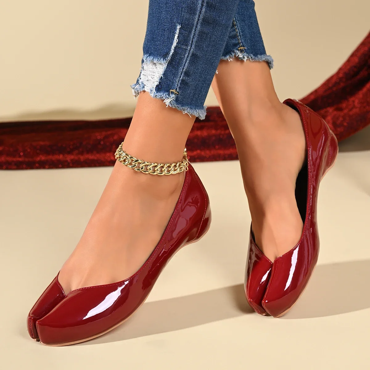 Wine Red Patent Women Loafers Designer Tabi Ninja Ballet Flats Split Toe Mary Jean Shoes 2026 Simmer Ins Street Woman Pumps