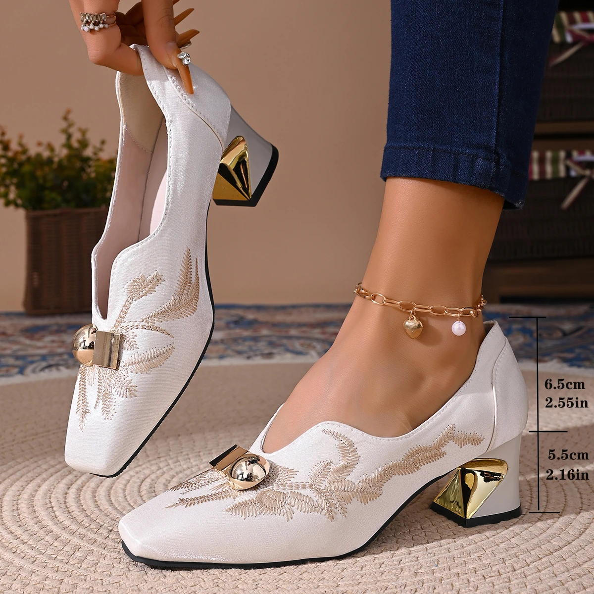 Elegant Embroidery Pattern Pumps Women Spring Autumn Comfort Thick Heel Square Toe Loafers for Woman Metal Detor Shoes Female