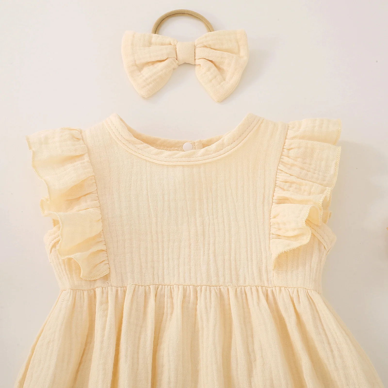 Summer female infant apricot solid color short-sleeved triangle Romper sweet and cute