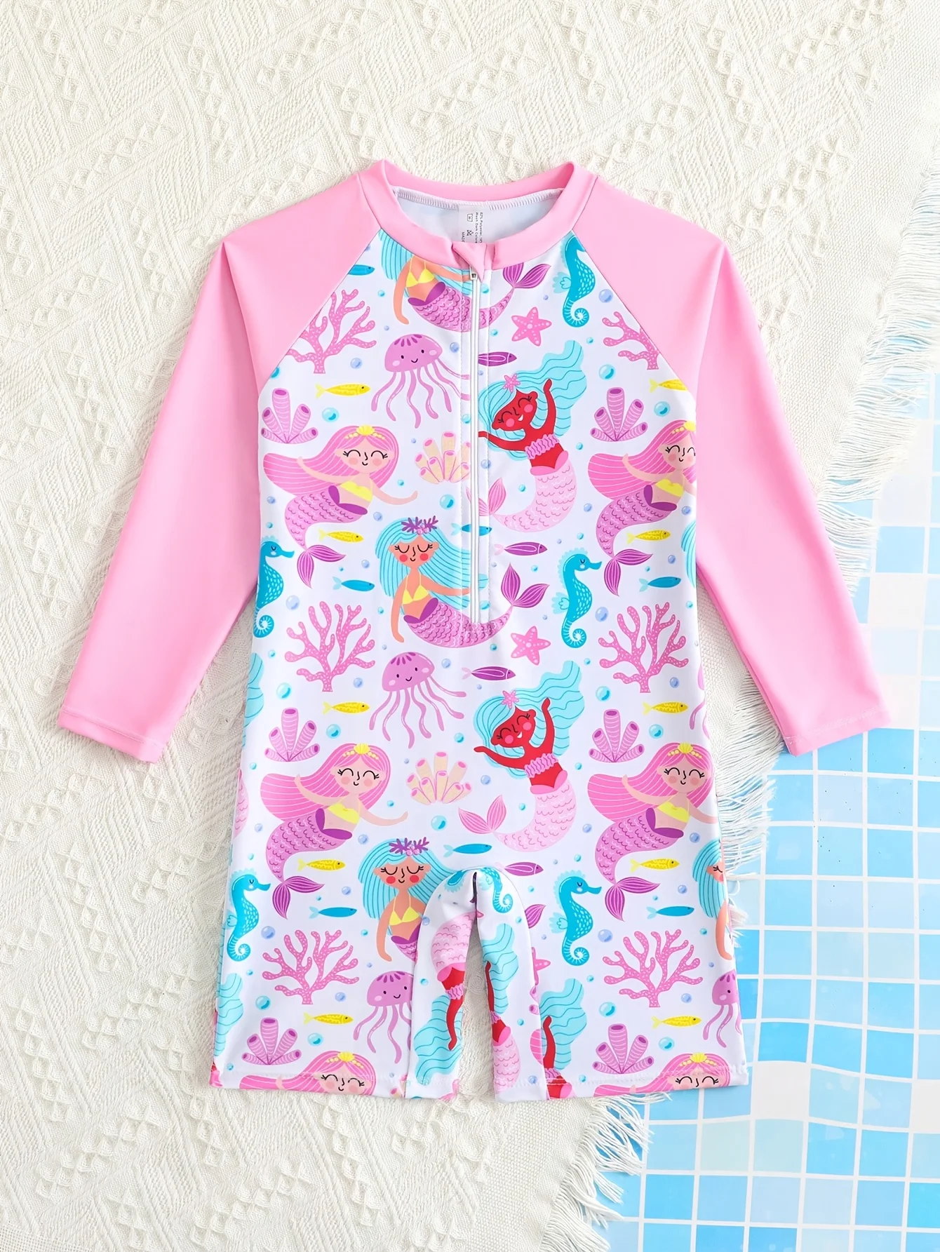 Girls' Cute Ocean Mermaid Princess All-Over Print Casual Fashion Swimwear Pink Long-Sleeved + Cartoon Print One-Piece Swimsuit Suitable for 4-8 Year Old Children for Beach and Seaside Leisure Vacations
