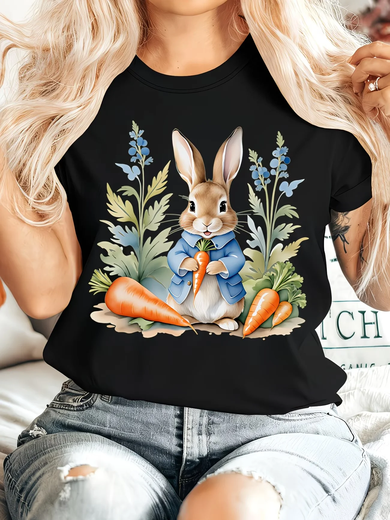 Easter Gift Women's Summer Clothing Peter Rabbit Round Neck Short Sleeve T-Shirt Rabbit Holding a Carrot Sitting Among Flowers