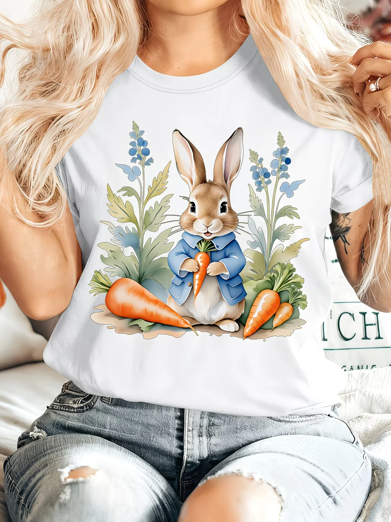 Easter Gift Women's Summer Clothing Peter Rabbit Round Neck Short Sleeve T-Shirt Rabbit Holding a Carrot Sitting Among Flowers