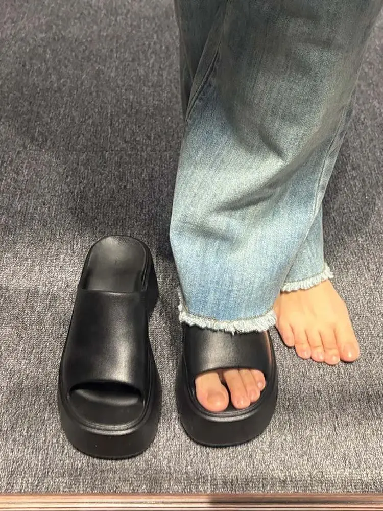 Thick Sole Sandals for Women Home Platform Slippers EVA Non Slip Beach Sandals Summer Lady Slides Soft Sole Wedge Heel Slipper