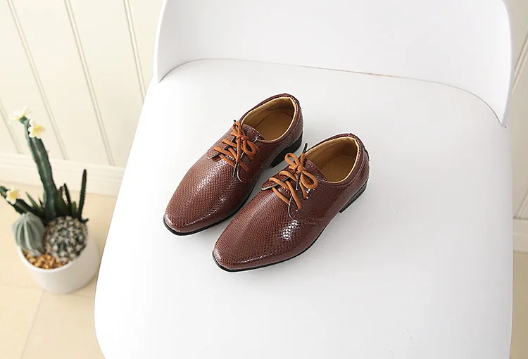 2026 Boys Leather Shoes Kids Flats Lace-up Children's Wedding Shoes For Toddlers Boy & Big Boys Fashion For Performance