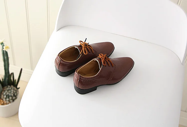 2026 Boys Leather Shoes Kids Flats Lace-up Children's Wedding Shoes For Toddlers Boy & Big Boys Fashion For Performance