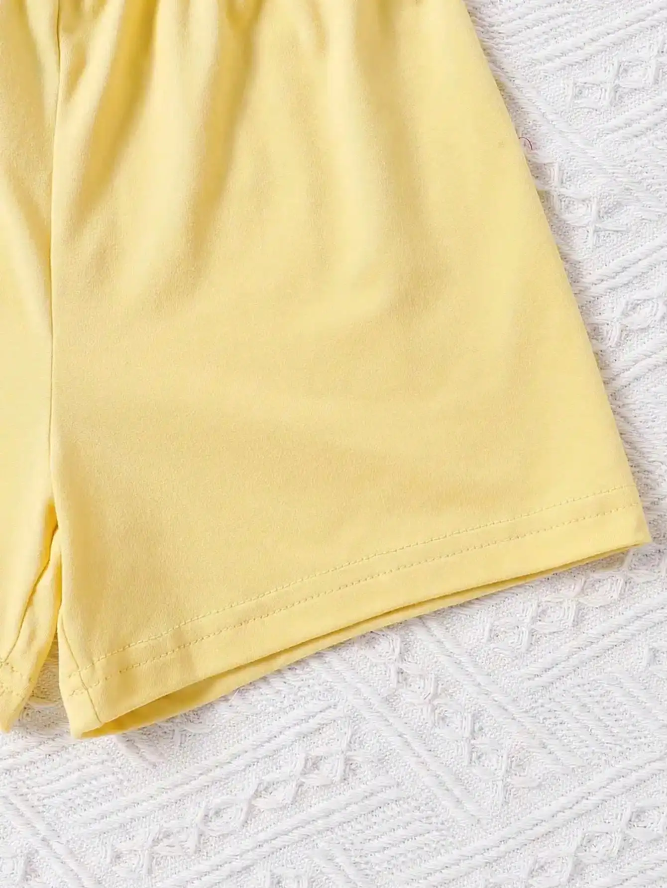 2026 Girls' Love Letter Printed Two Piece Set Round Neck Short Sleeved T-shirt + Loose Solid Color Shorts Set Summer Set