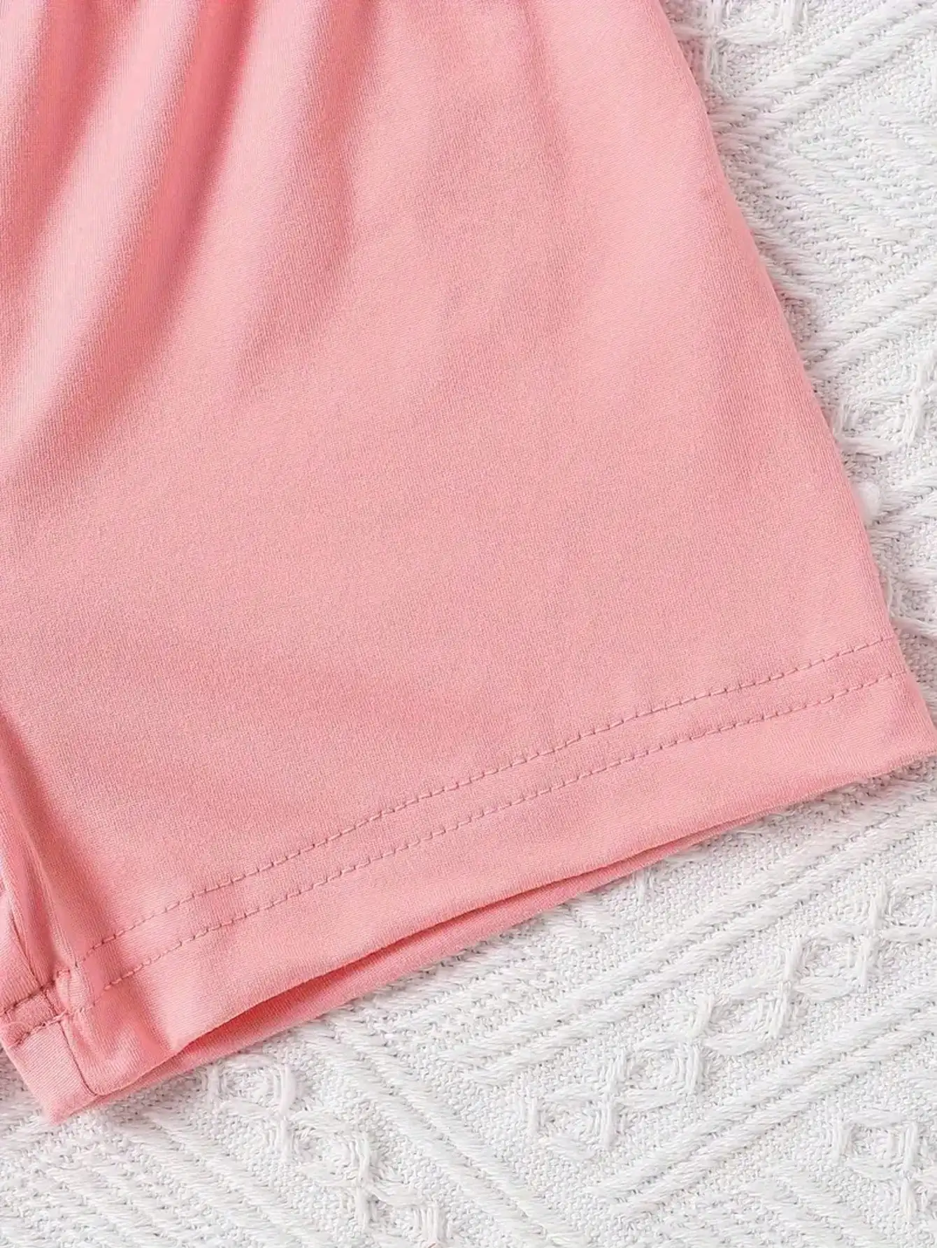 2026 Girls' Love Letter Printed Two Piece Set Round Neck Short Sleeved T-shirt + Loose Solid Color Shorts Set Summer Set