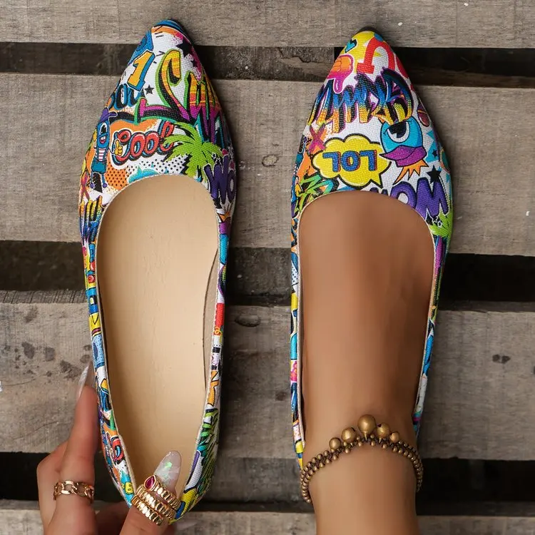 Women's Pointed Toe Graffiti Print Ballet Flats Lightweight Slip-On Non-Slip Fashion Casual Flat Shoes Large Size