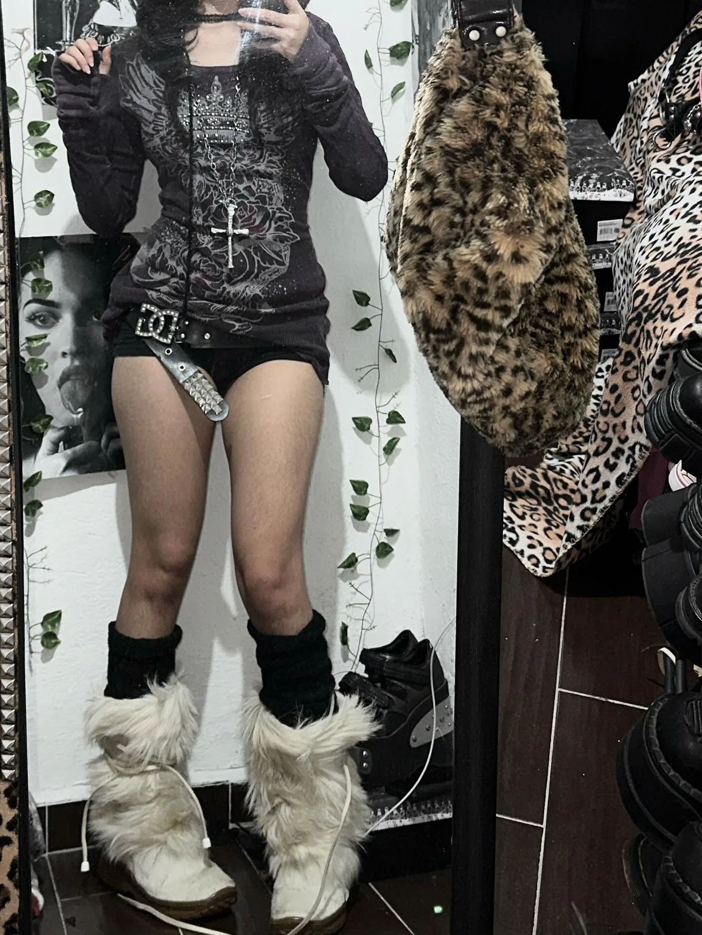 2026 Autumn Subculture Gothic Style Retro Spicy Girl Hot Stamping Print Trend Long Sleeved Top