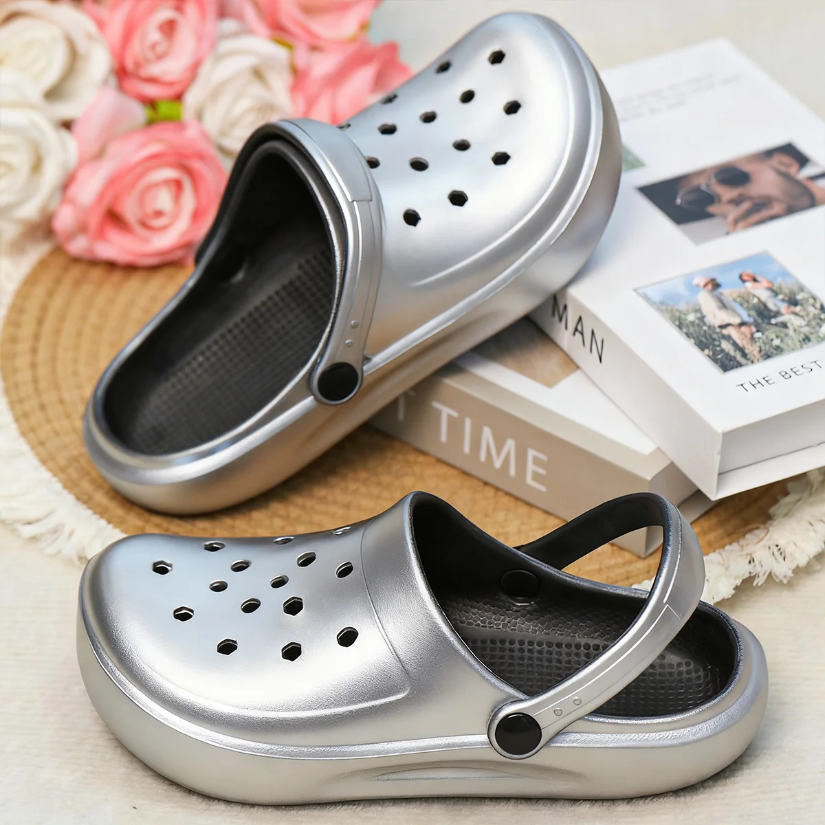 Gold Casual Clog and Mules, Lightweight EVA Garden Shoes, Non-Slip Sandals, Breathable Slip-On Shoes for Indoor Outdoor 666