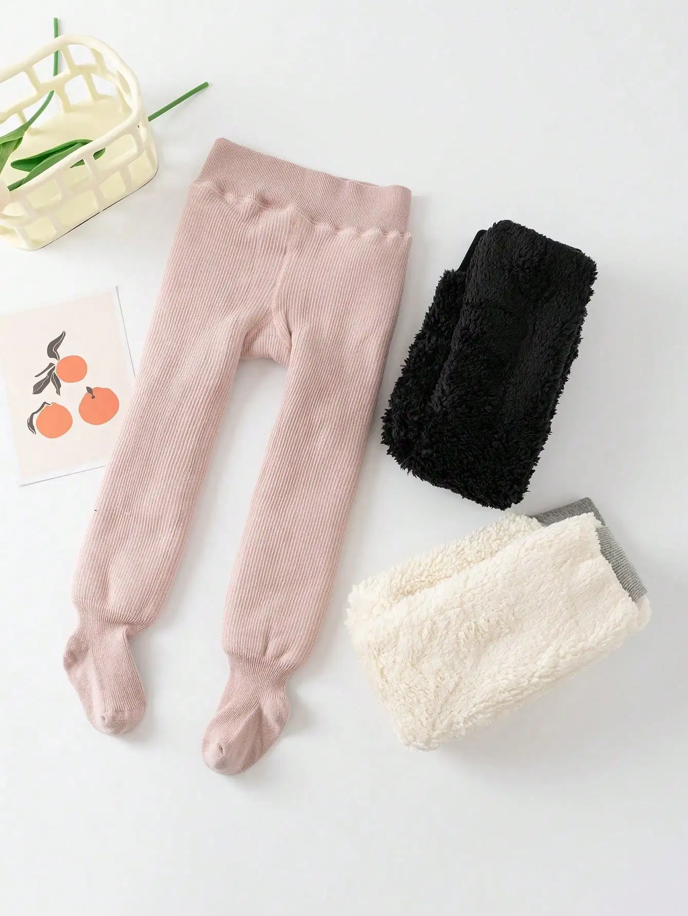 A set of warm children's pantyhose, suitable for girls aged 0-10 years old, children's winter underwear, girls' winter leggings,